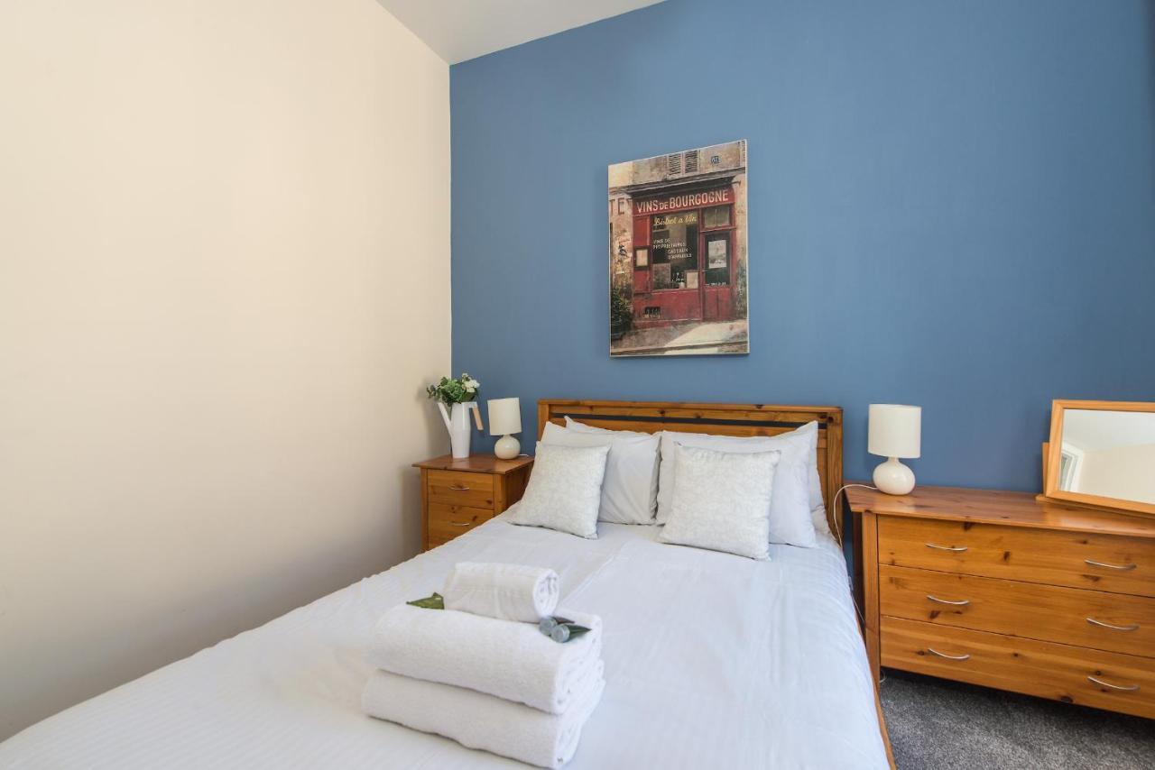 Downtown And Central 1 Bed In Edinburgh, Sleeps 4 Apartamento Exterior foto