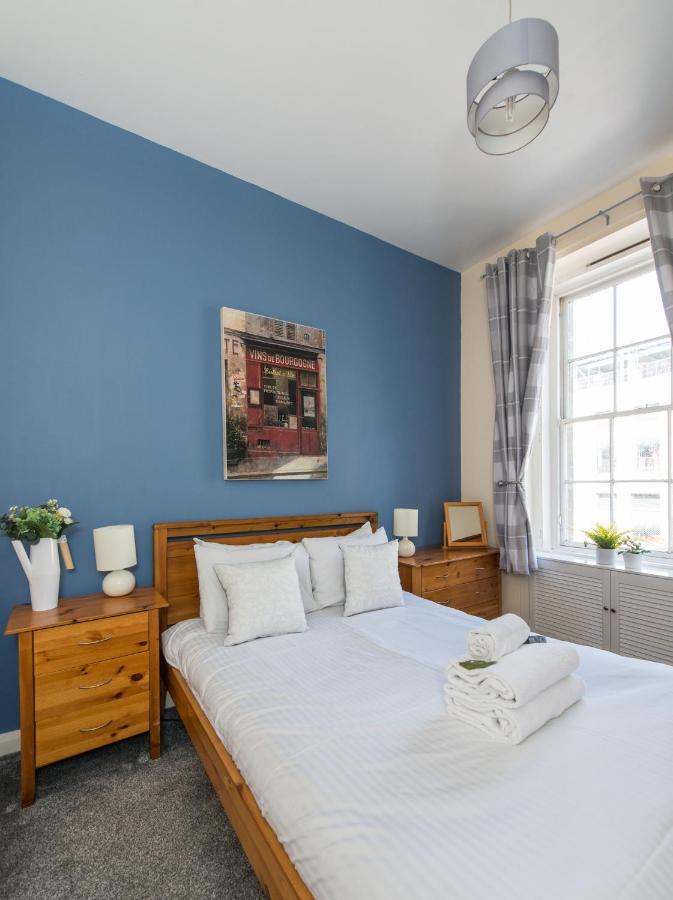 Downtown And Central 1 Bed In Edinburgh, Sleeps 4 Apartamento Exterior foto